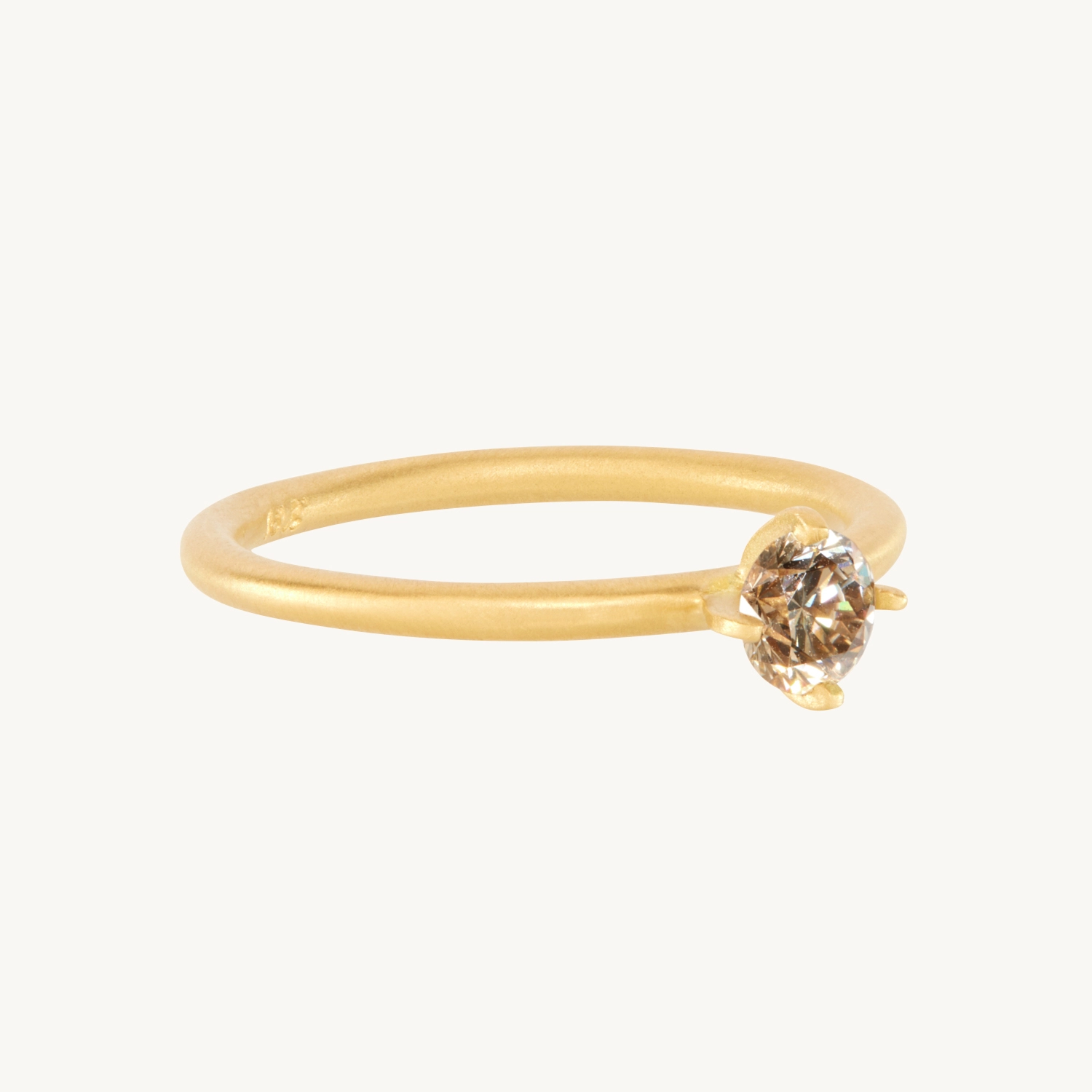 1053-solo-champagne-diamond-ring–1.jpg