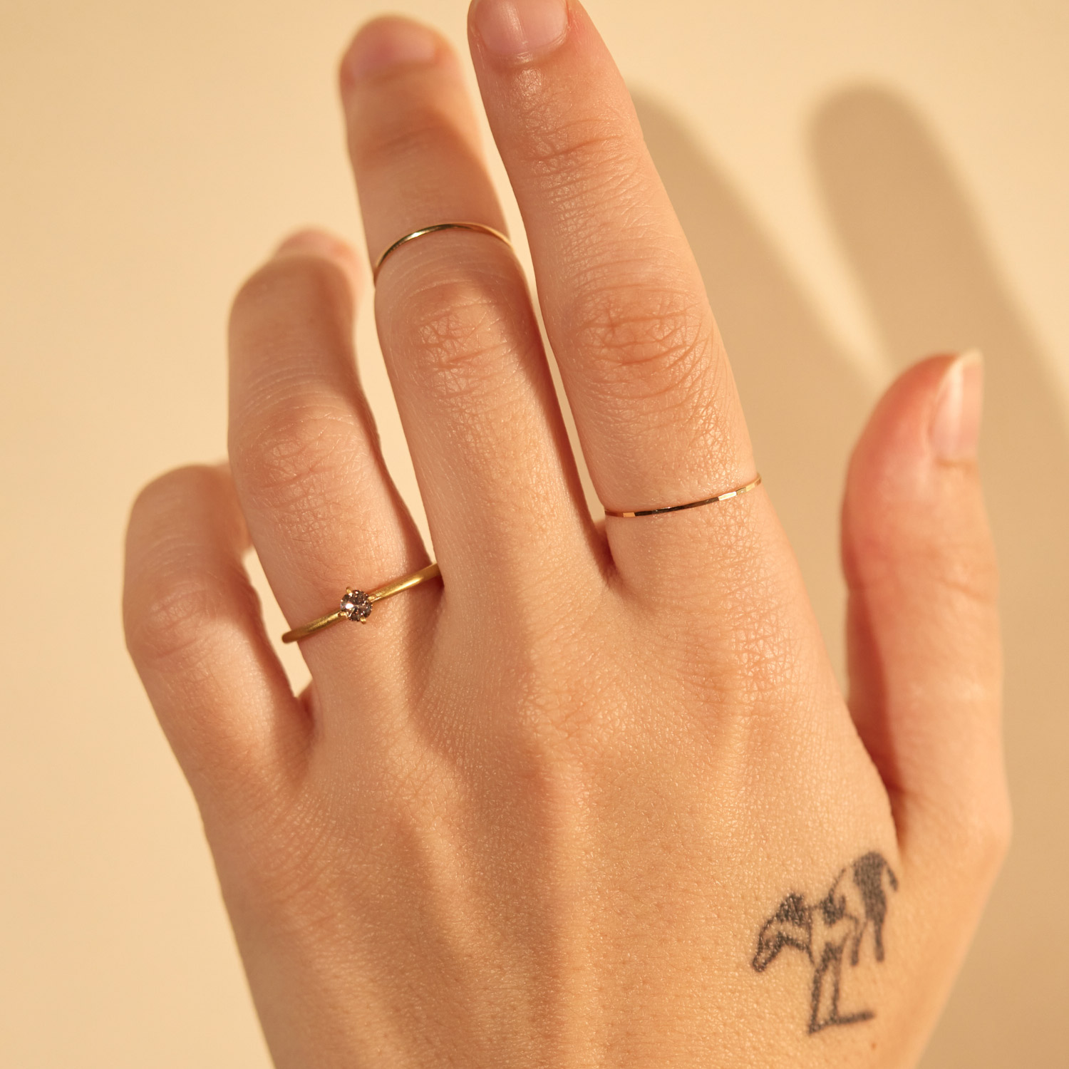 1053-solo-champagne-diamond-ring–1.jpg