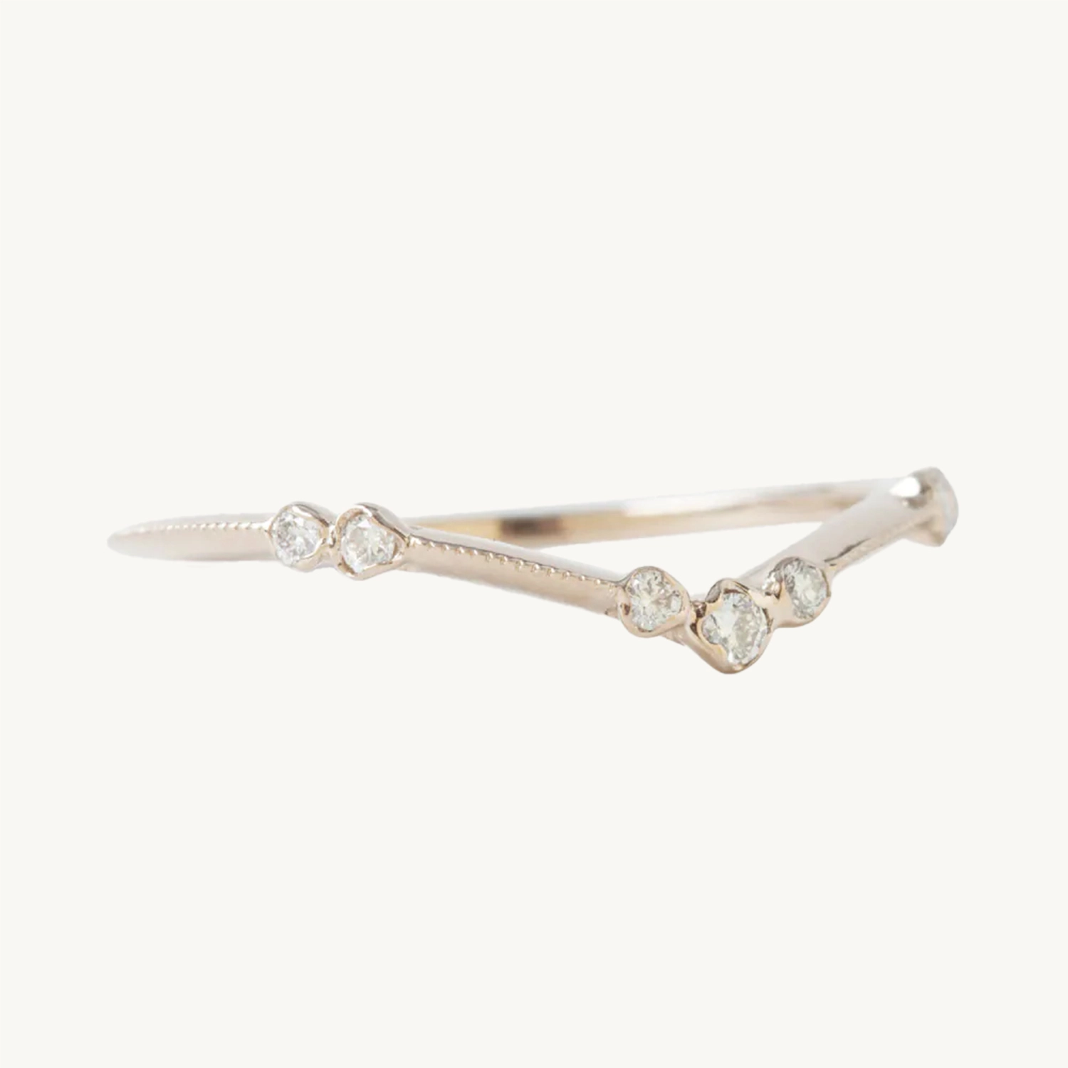 106-curved-diamond-ring–1.jpg