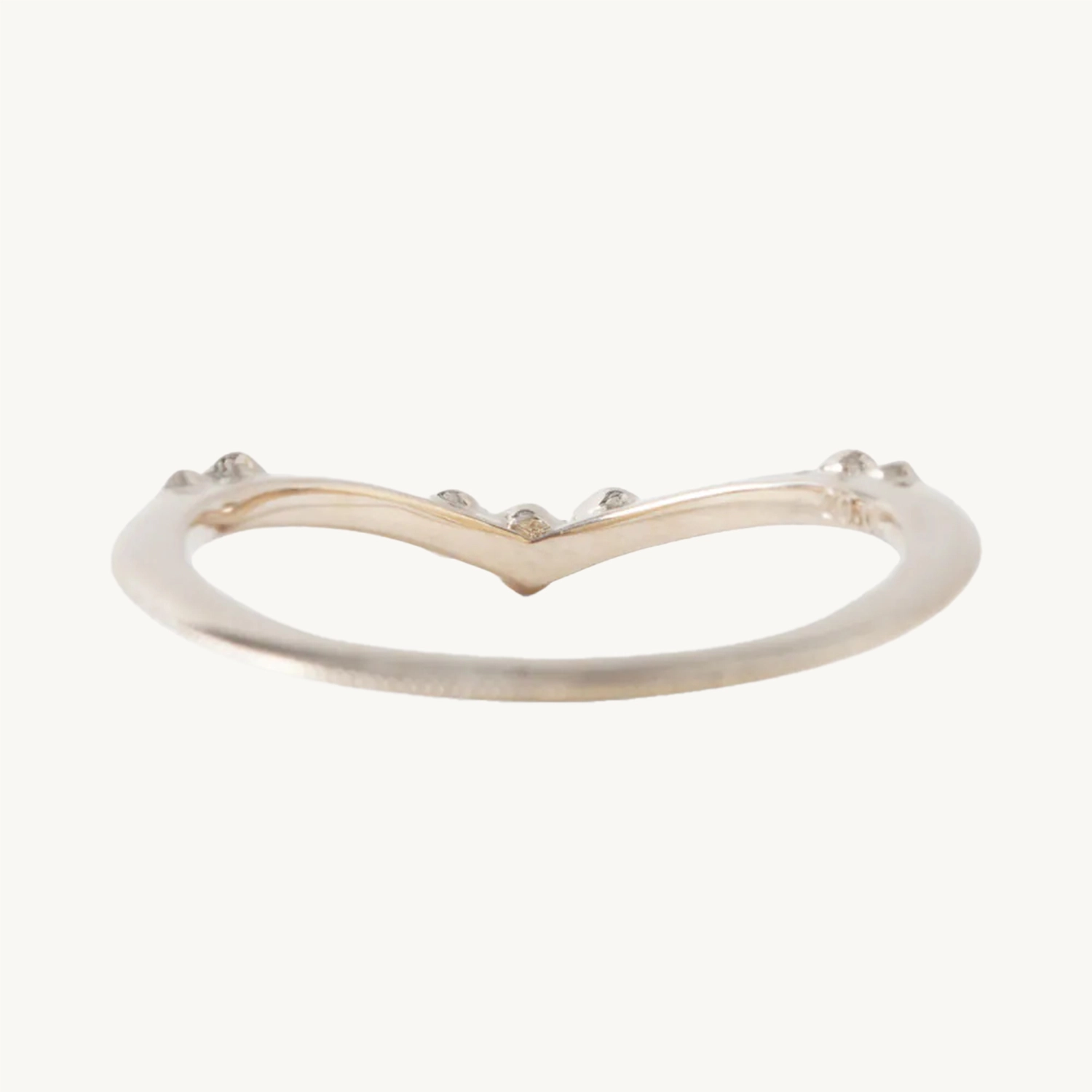 106-curved-diamond-ring–1.jpg
