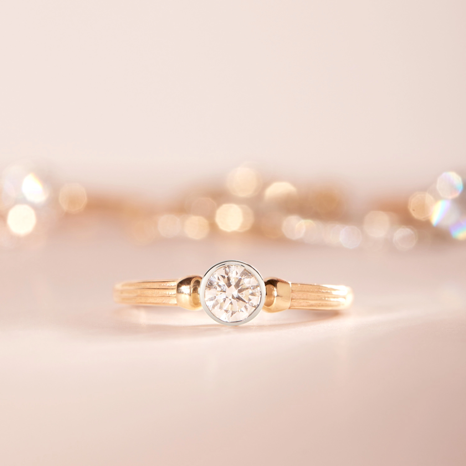 1115-column-solitaire-diamond-ring–1.jpg