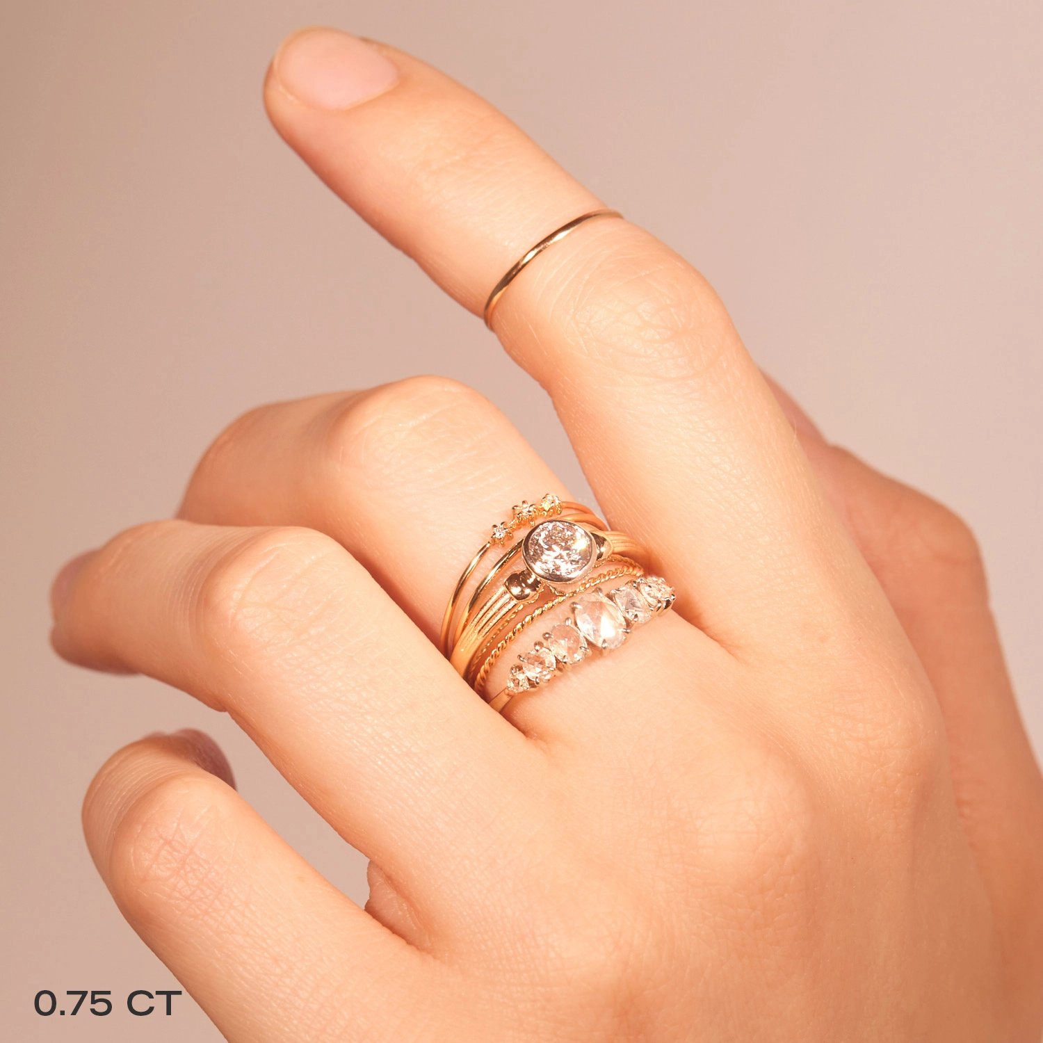 1115-column-solitaire-diamond-ring–1.jpg