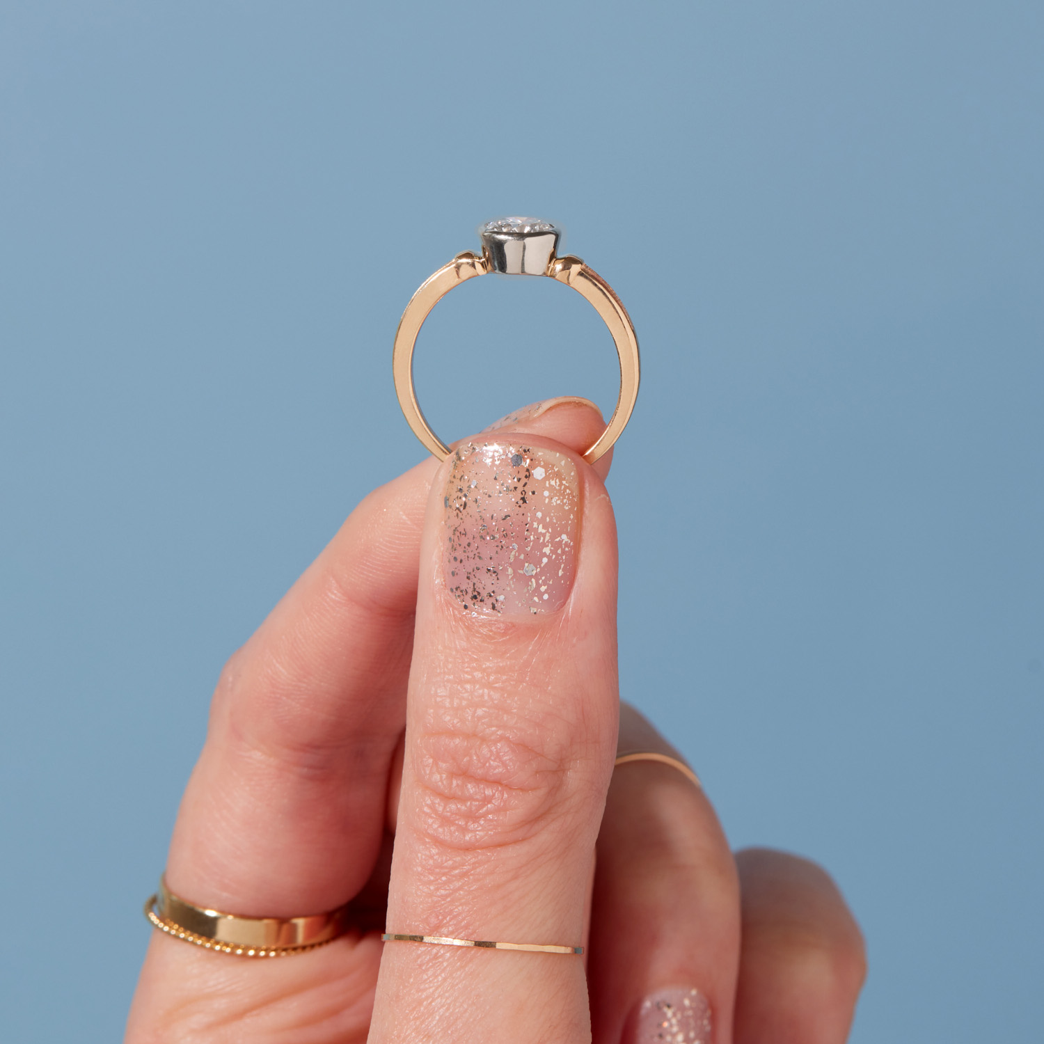 1115-column-solitaire-diamond-ring–1.jpg