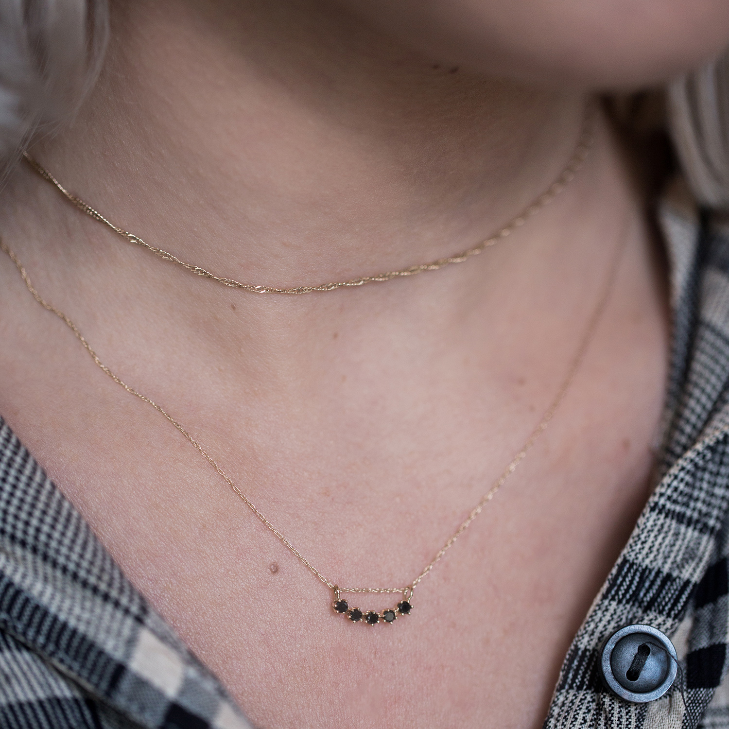 Majesty Curve Necklace, Black Diamond 