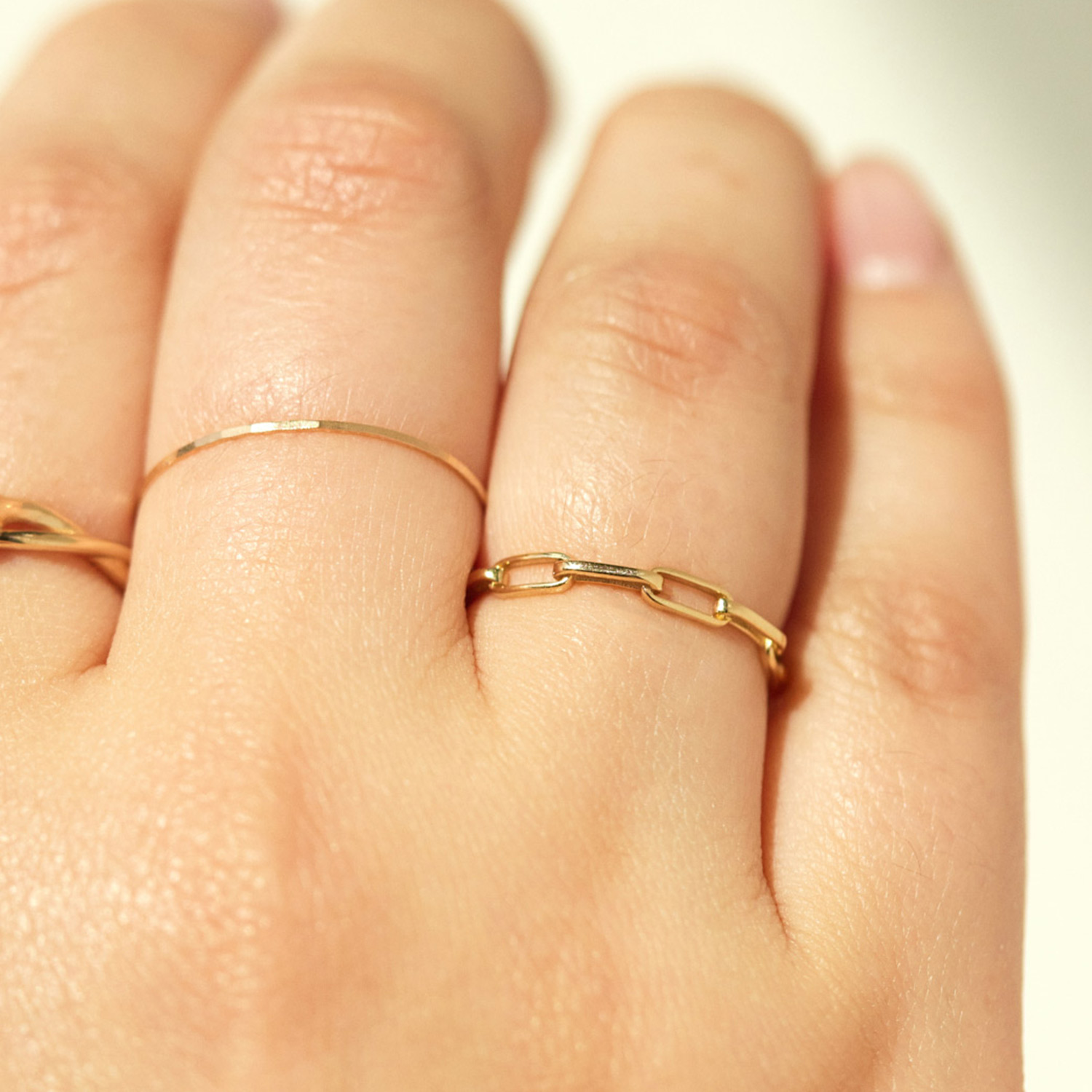 1976 Gold Chain Ring 