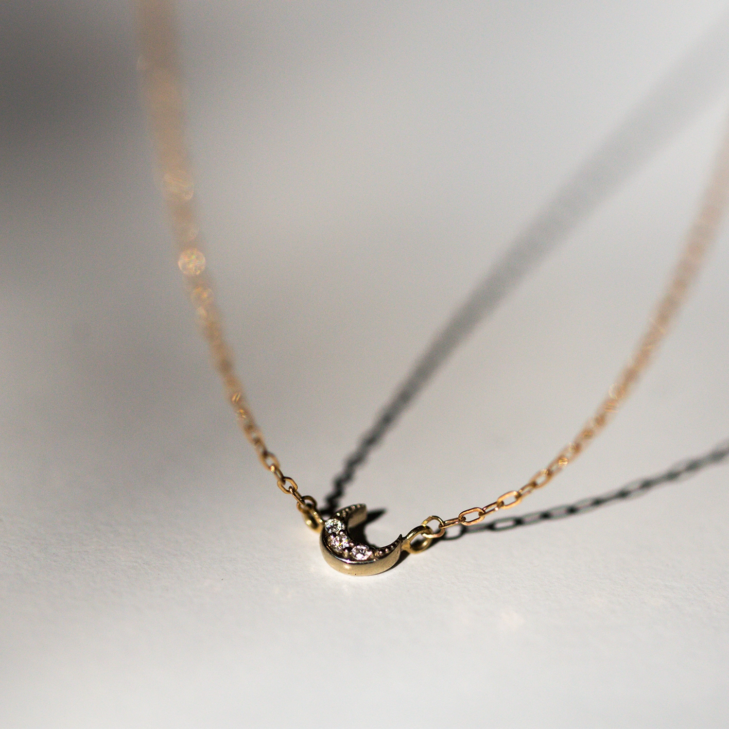 60-tiny-crescent-moon-necklace–1.jpg