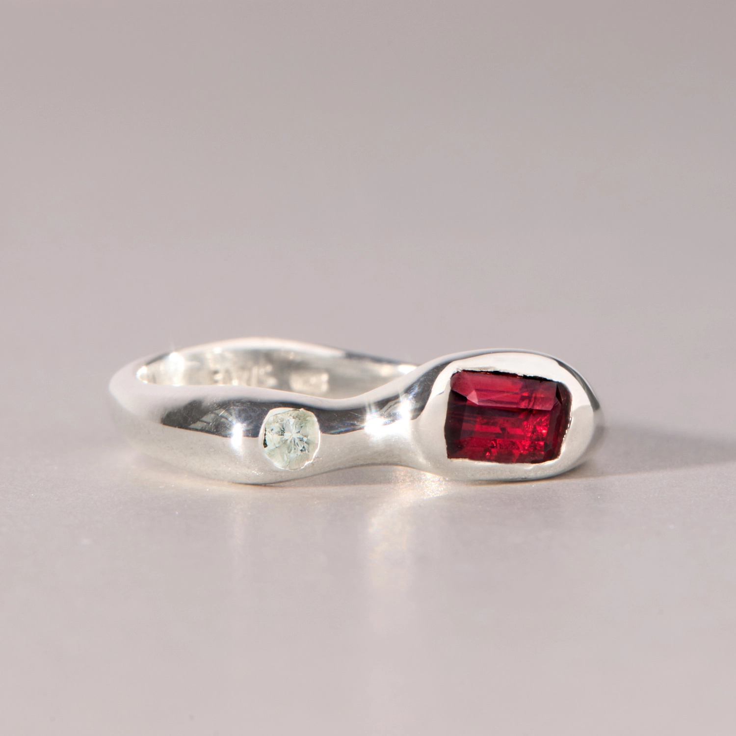 Mer Ring
