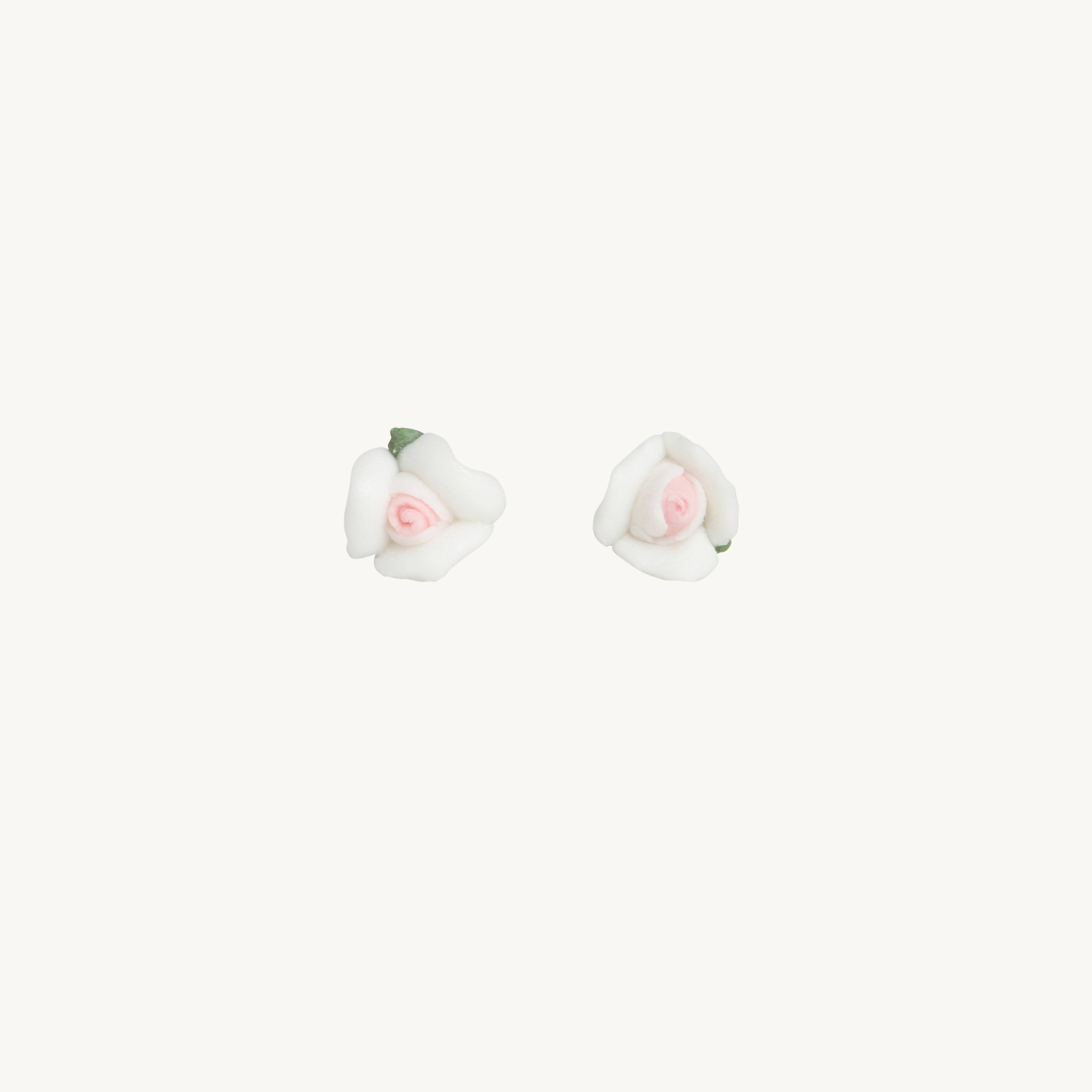 63-marzipan-rose-earrings-snow-white-pair–1.webp