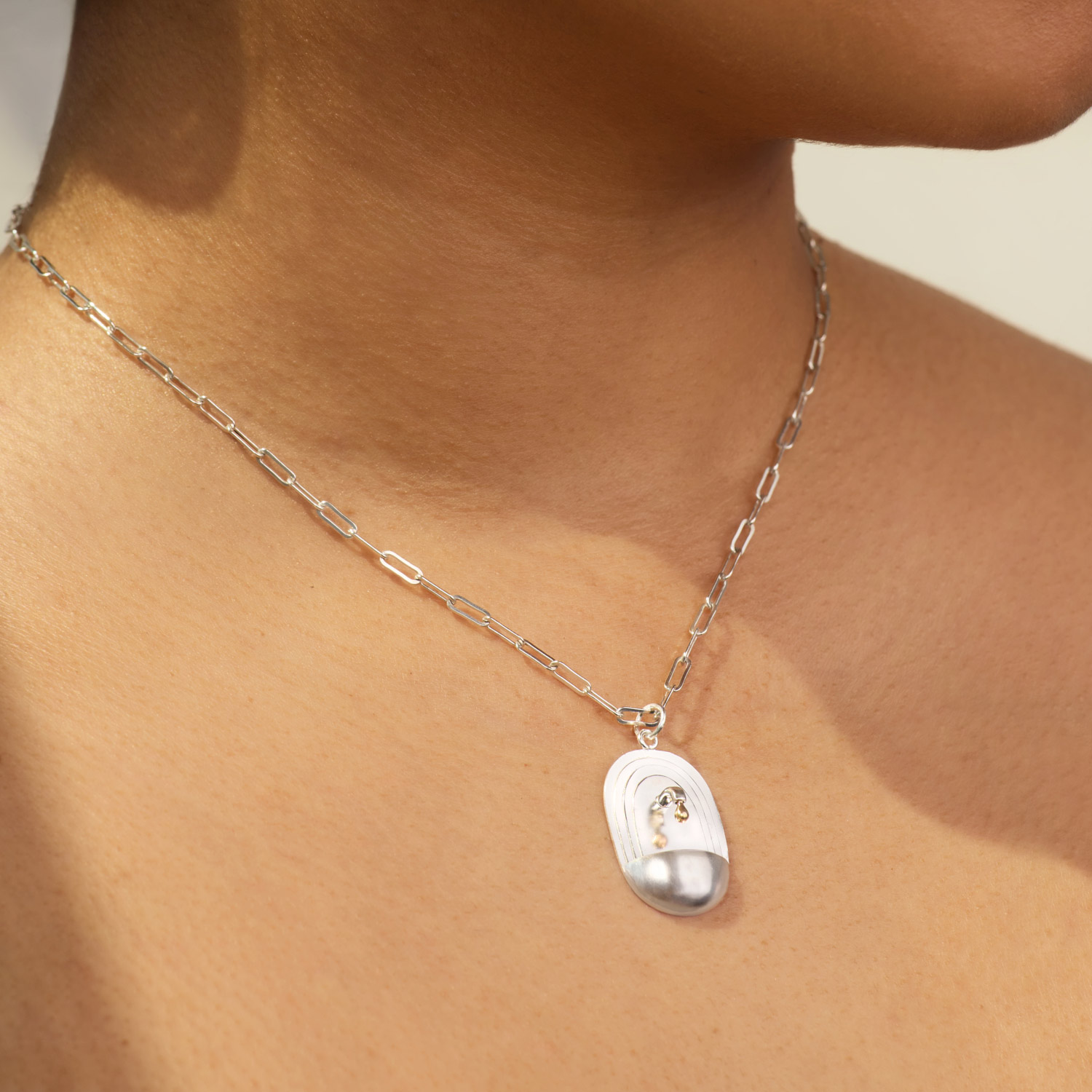Single Well Fontanella Pendant 