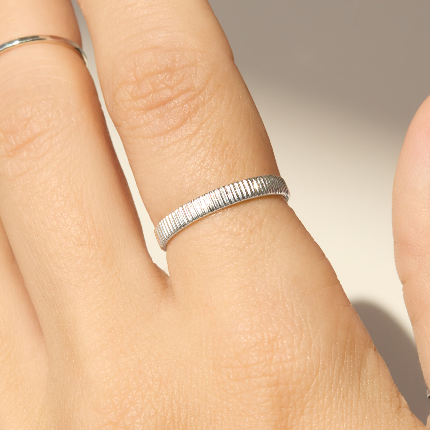Grand Silver Fountain Ring 