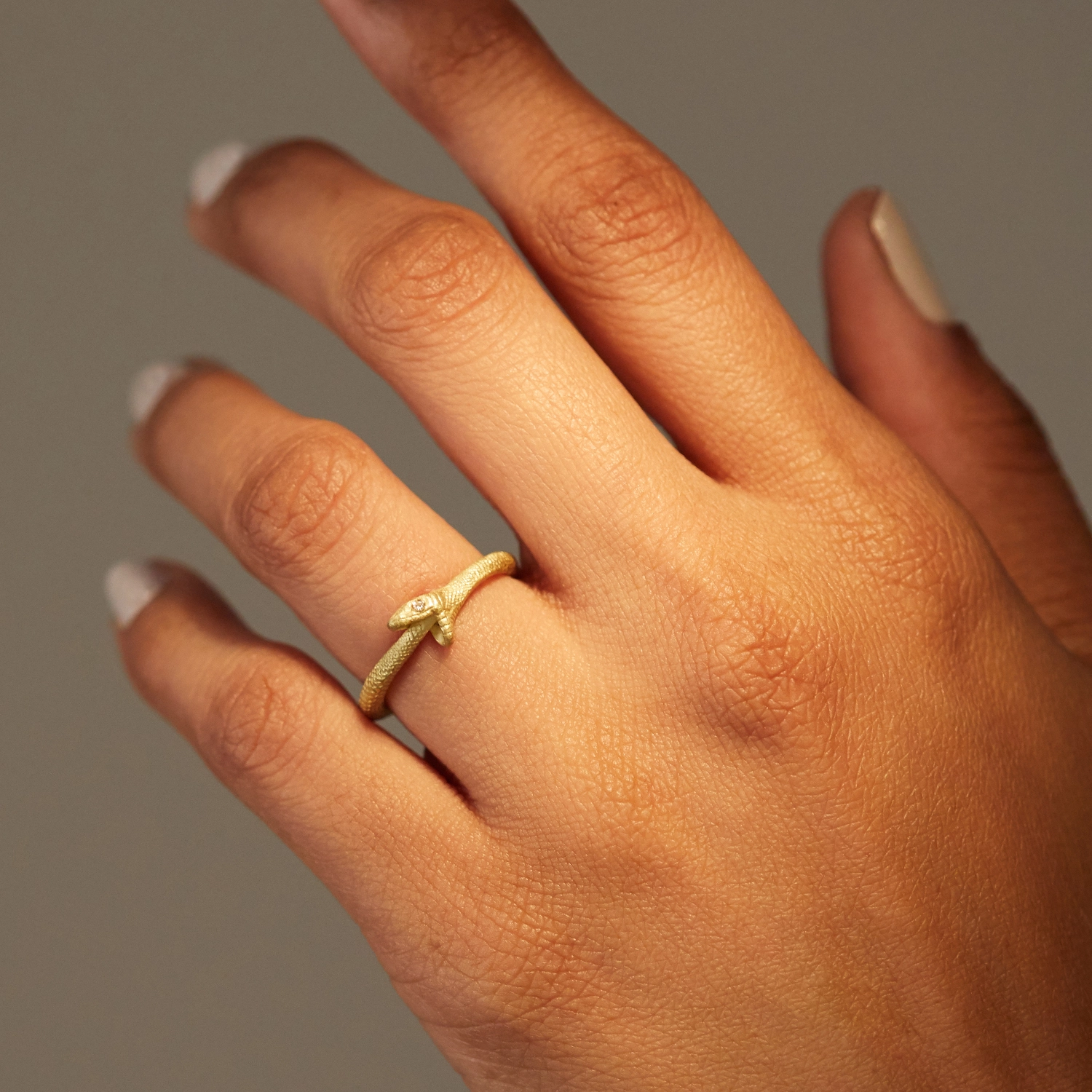 73-gold-ouroboros-snake-ring–1.webp