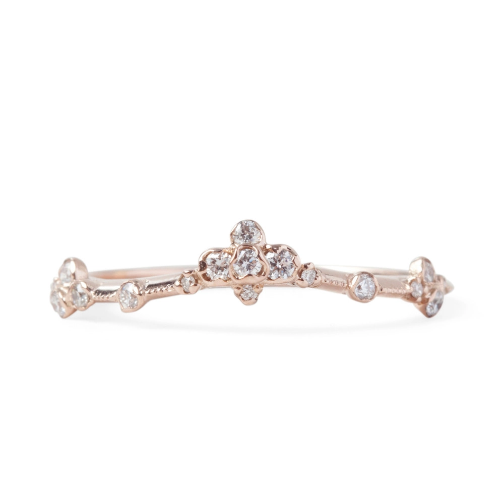 Curved Cluster Ring 